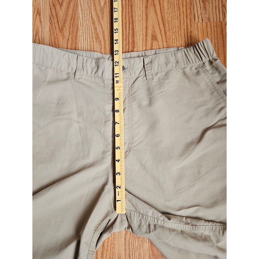 Patagonia Men's Quandary Hiking Shorts Khaki Tan Size Large L 10" Inseam Nylon - Picture 3 of 12